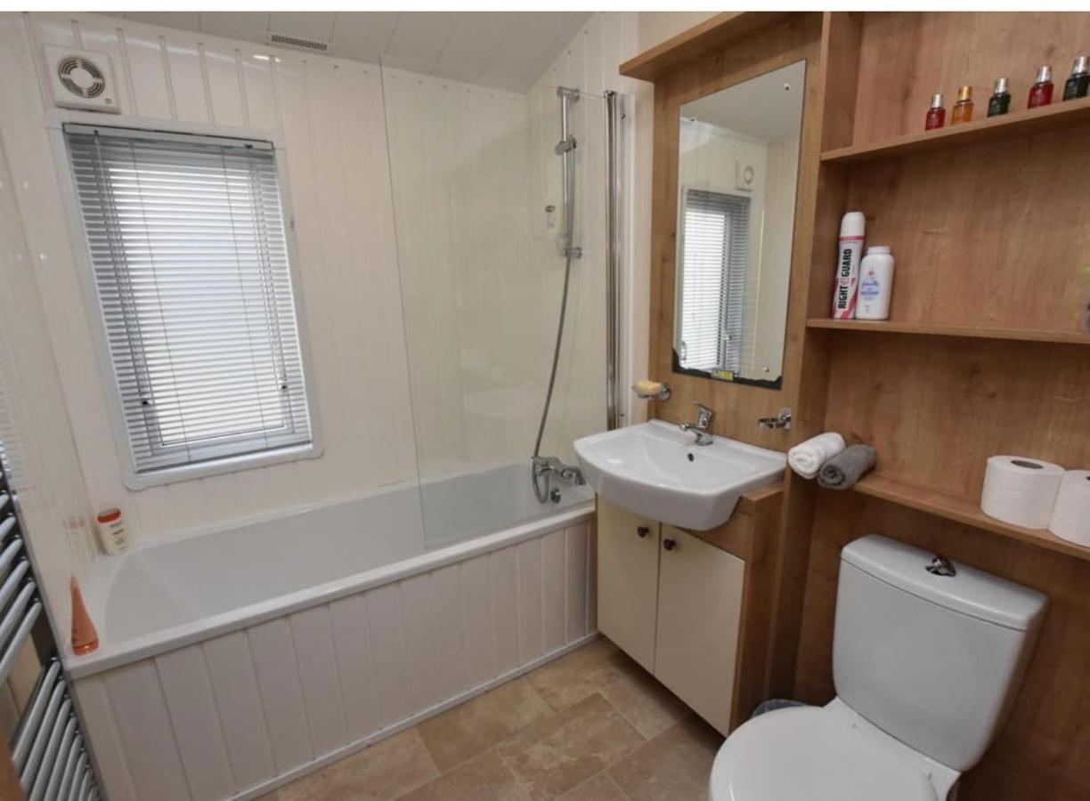Caorann Lodge, 205 Tummel Valley 皮特洛赫里 外观 照片